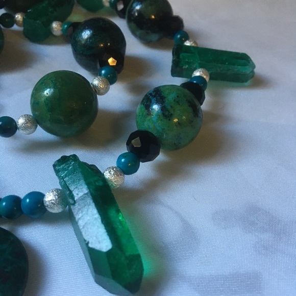 Gorgeous Chrysocolla & Teal Aura Agate Necklace - Picture 3 of 3